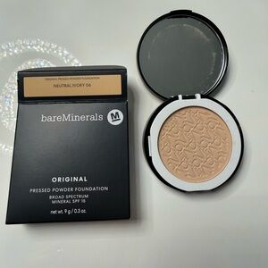 bareMinerals Original Pressed Powder Foundation - Neutral Ivory 06
